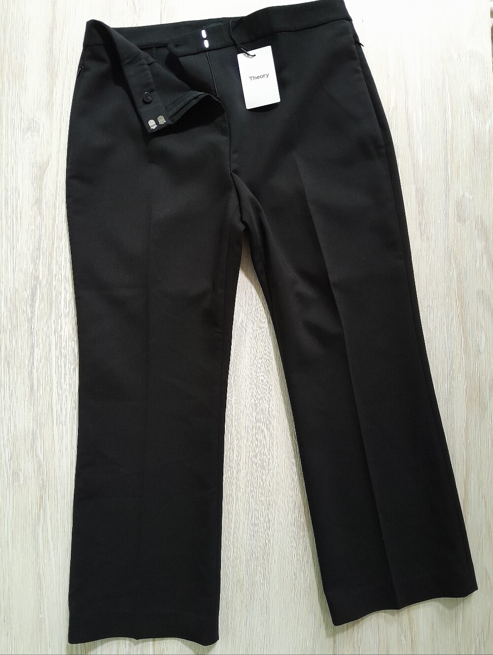 Theory WB Kick Pant Tailor Stretch Black